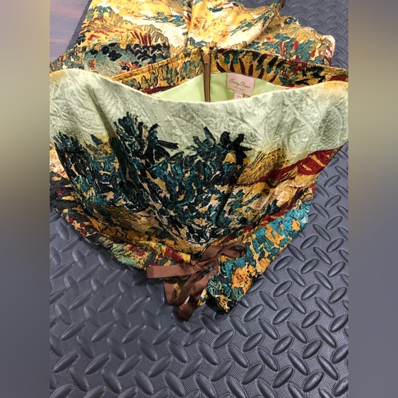 107. Tracy Reese Floral 100% Silk Cocktail Dress with adjustable belt - Picture 4 of 9